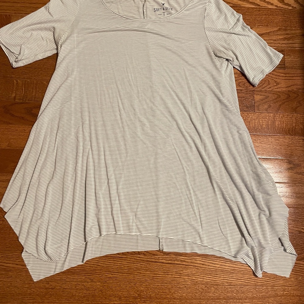 American Eagle Outfitters Gray Asymmetrical Tunic with Peter Pan Collar